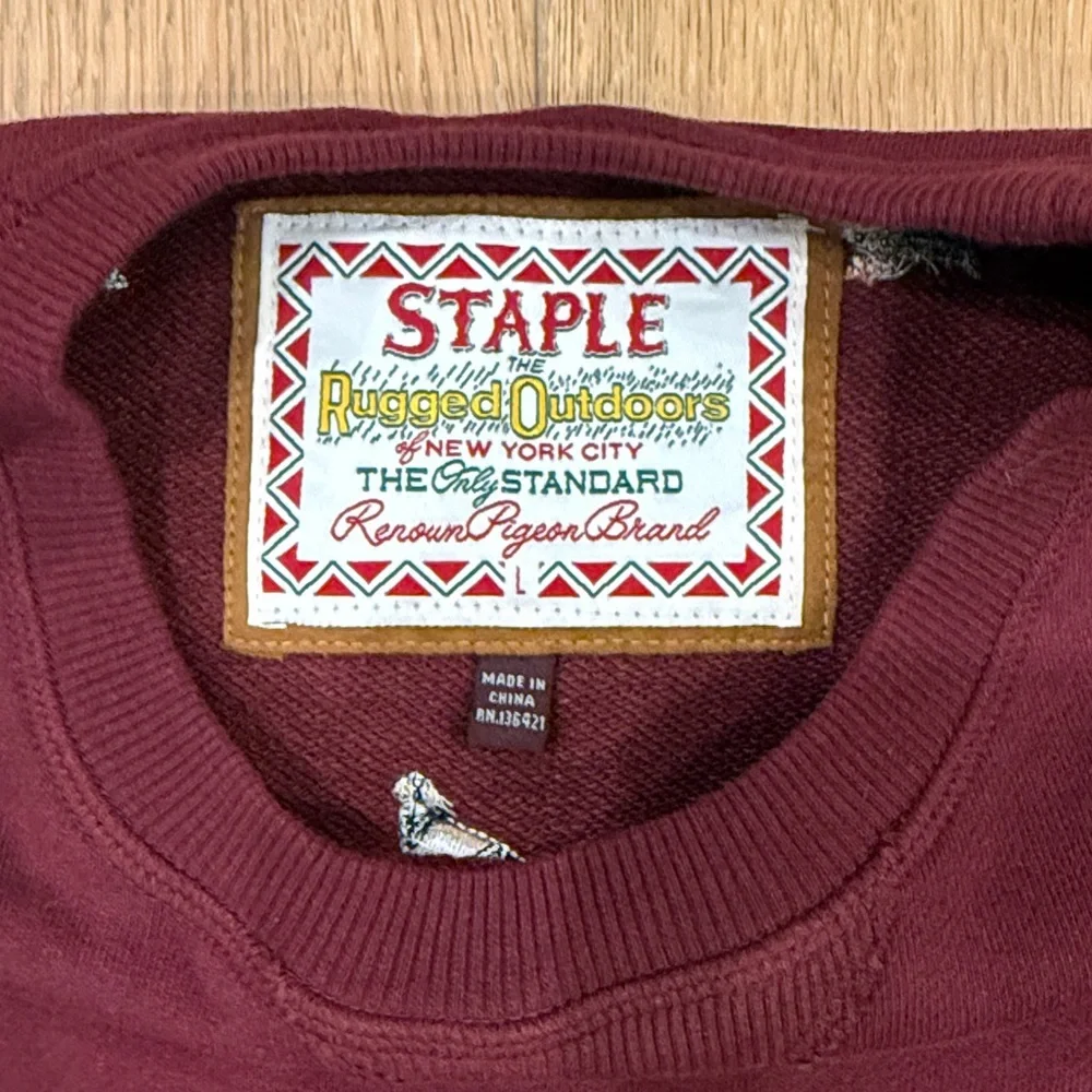 Staple Pigeon Men’s All Over Embroidered Crewneck Sweater Large - Picture 3 of 7